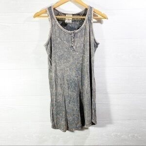 Coral women’s tank top size M